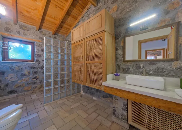 1 Oludeniz/fethiye * Kayakoy